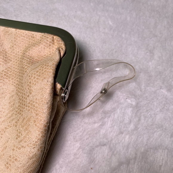 Cream Wallet clutch with lots of pockets - Picture 3 of 9